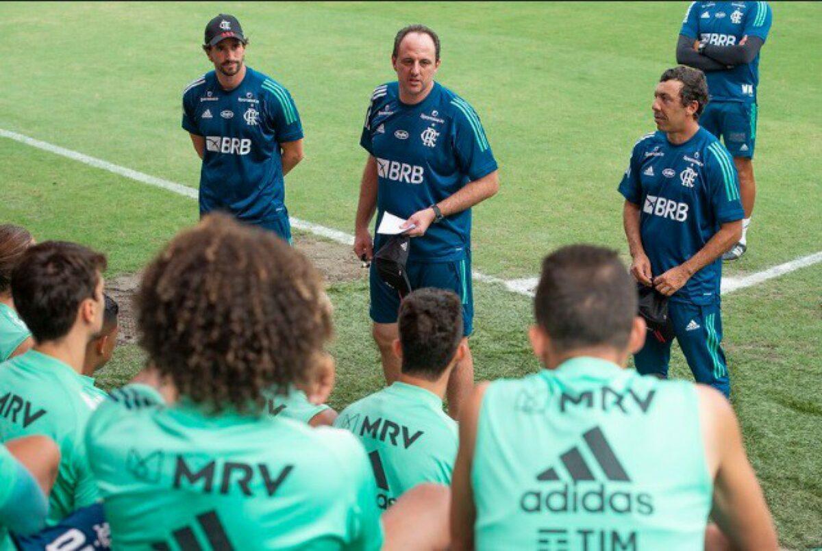 Rogério Ceni ainda não venceu pelo novo clube, e terá dificuldades na escalação do Flamengo para hoje