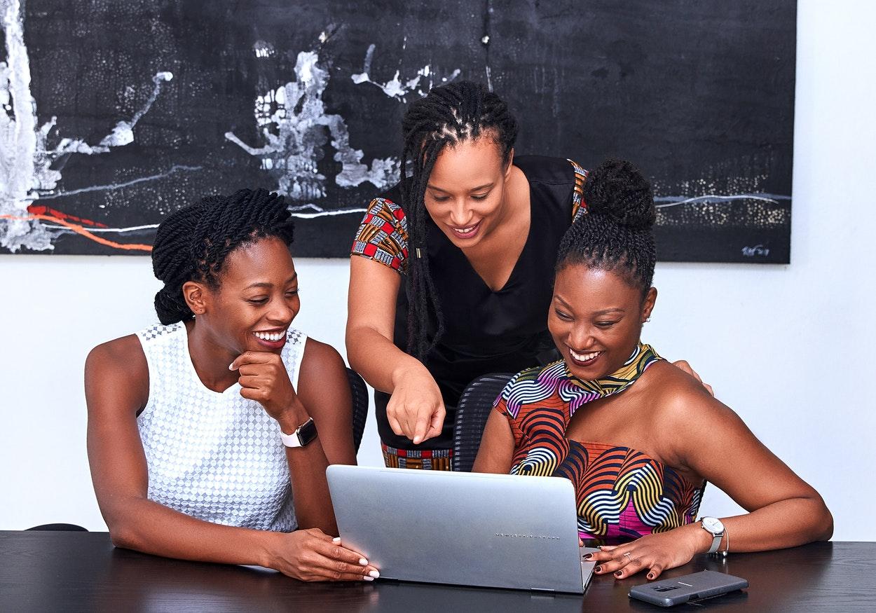 Empreendedorismo negro: 10 iniciativas que merecem a sua atenção