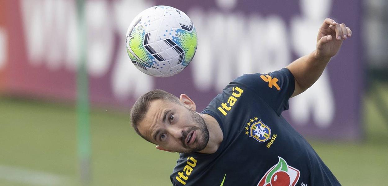 Everton Ribeiro na seleção brasileira