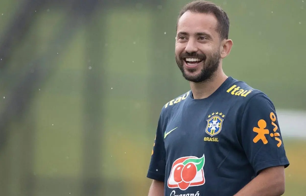 Everton Ribeiro na seleção brasileira