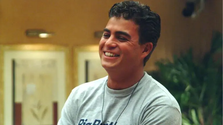 Ex-BBB: após vencer 3ª edição, Dhomini vive da venda de cosméticos