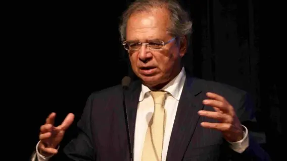 Após fim do auxílio, Guedes se apoia em privatizações para abater dívidas