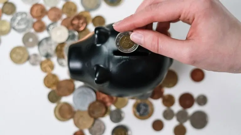 Finanças Femininas: 6 perfis de educação financeira feito por mulheres