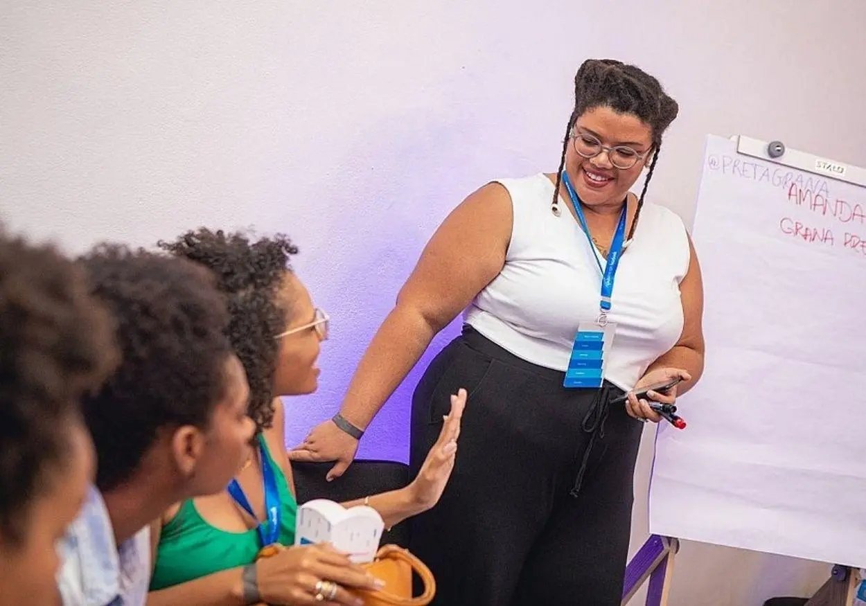 Finanças Femininas: 6 perfis de educação financeira feito por mulheres