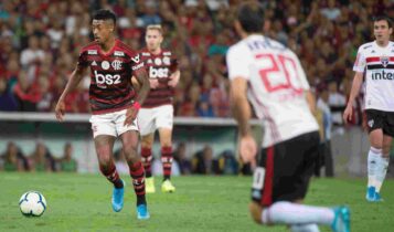 Flamengo x São Paulo se enfrentam neste domingo