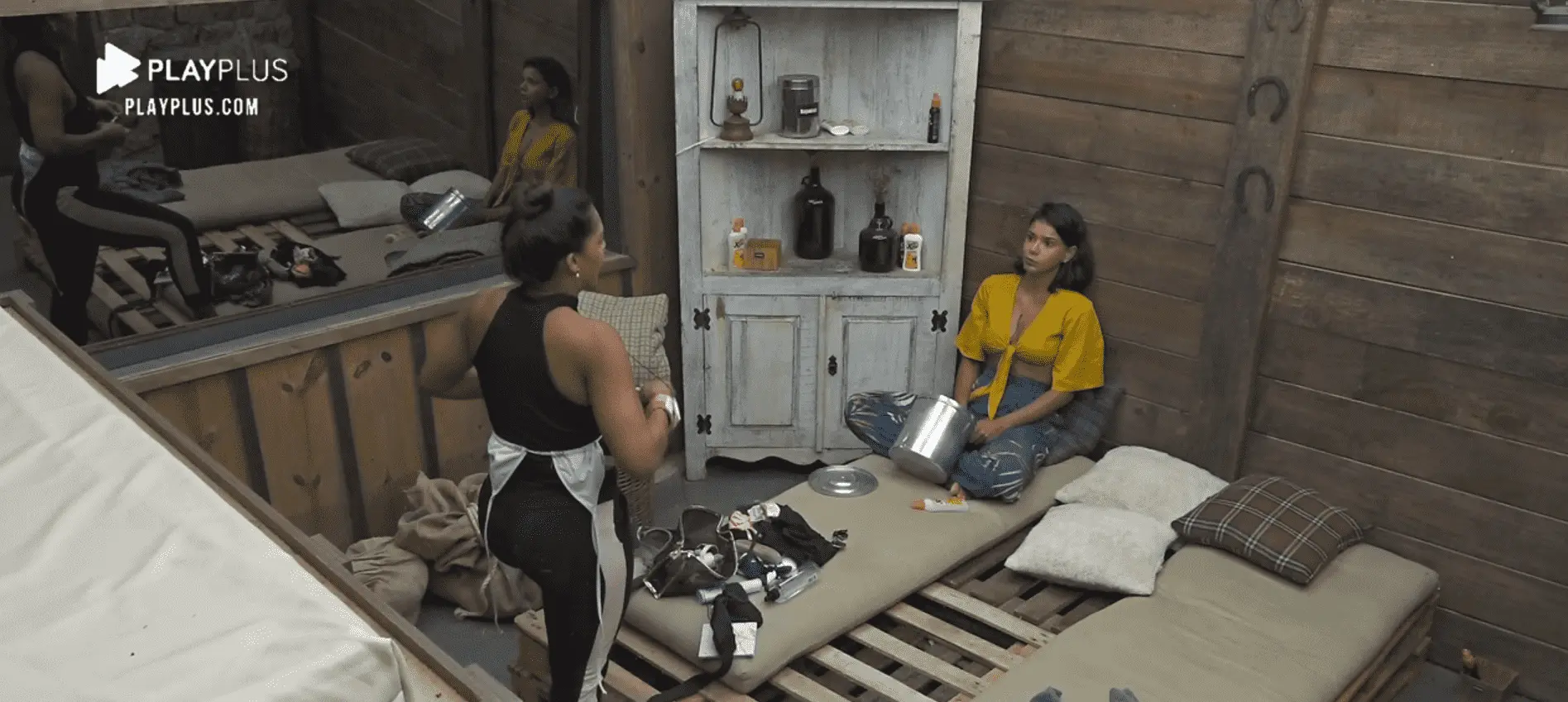 Imagem de Tays Reis e Jakelyne em A Fazenda 2020