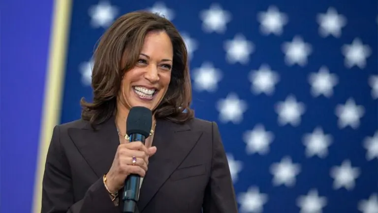 Kamala Harris é a 1ª mulher negra na vice-presidência dos EUA