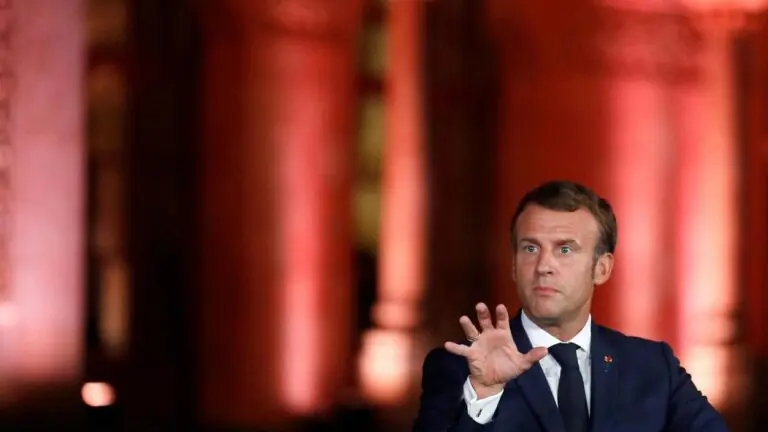 Macron pede reforma da livre circulação da União Europeia
