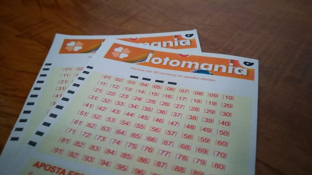 resultado da lotomania 2141 A imagem mostra um volante da Lotomania