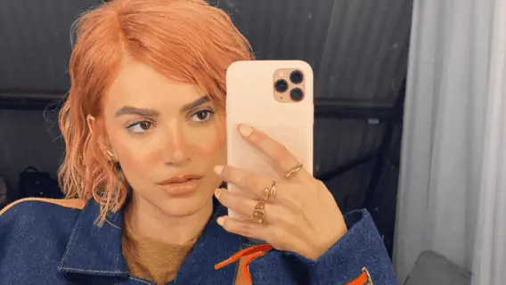 Novo visual? Manu Gavassi explica mudança para cabelo pêssego