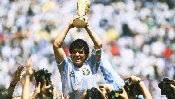Morte de Diego Maradona: veja as homenagens ao craque