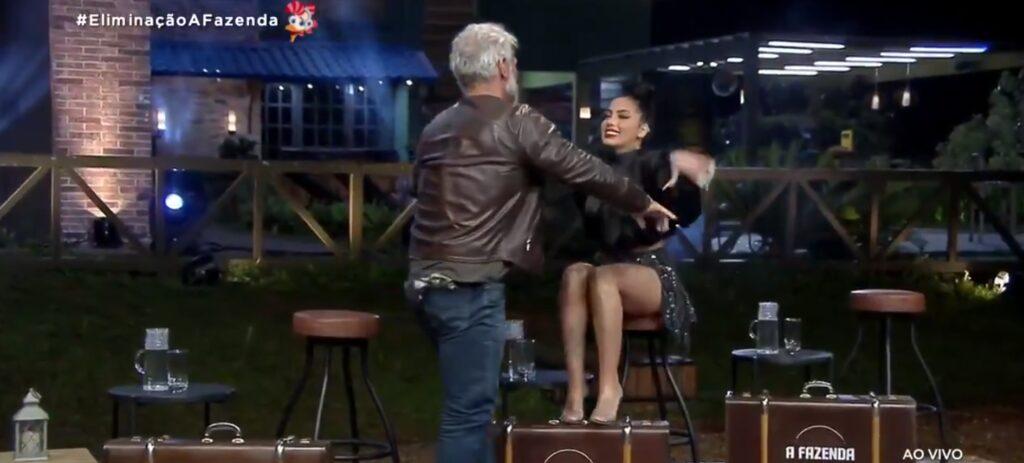 A Fazenda 2020: Mirella é a décima eliminada com 29,44% dos votos Imagem da eliminação de Mirella