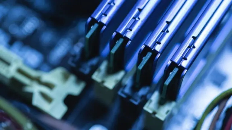 Memória DRAM: o que é e qual a diferença entre DRAM, RAM E SRAM?