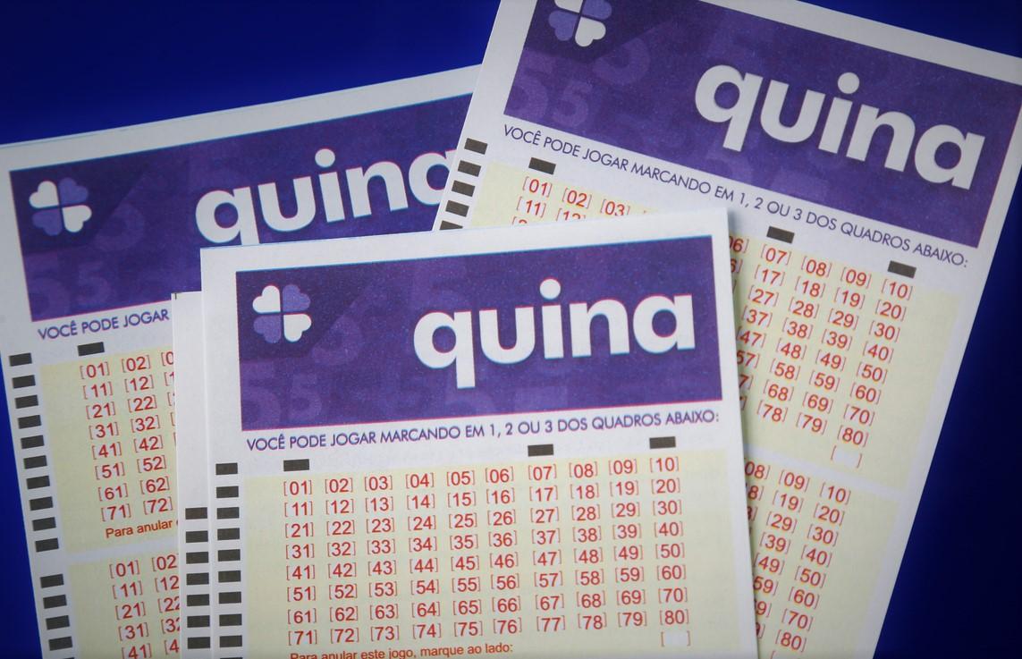 volantes da Quina em branco