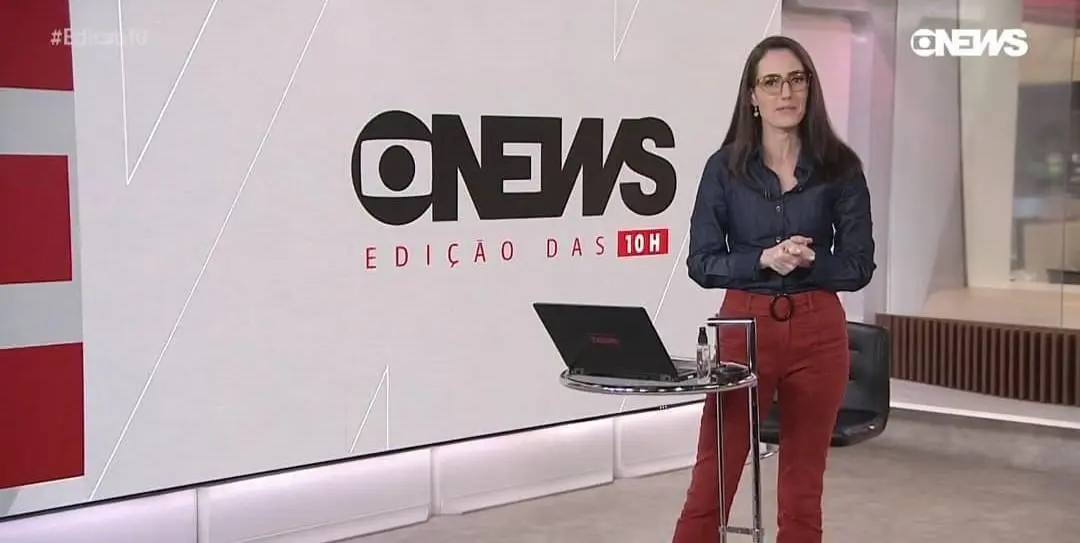 Imagem mostra jornalista Raquel Novaes