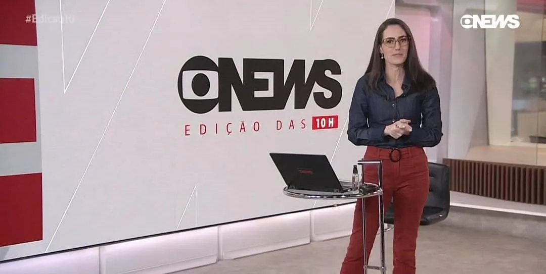 Imagem mostra jornalista Raquel Novaes