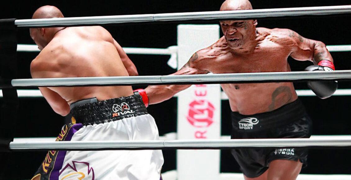Mike Tyson durante luta contra Roy Jones Jr.