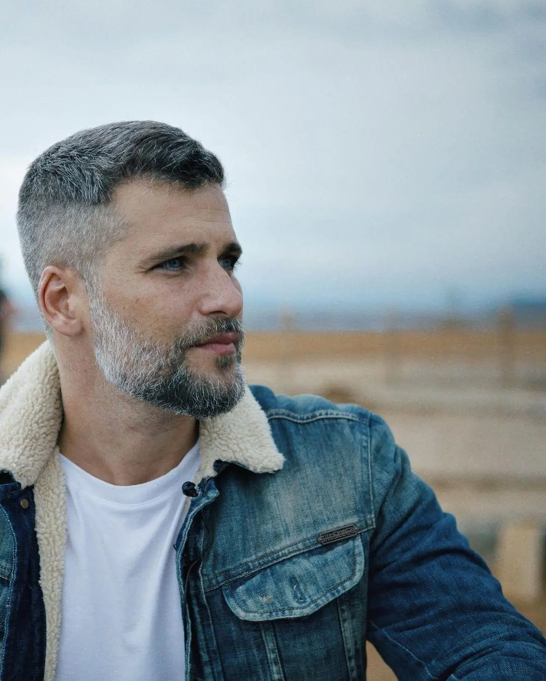 Imagem mostra rosto de Bruno Gagliasso