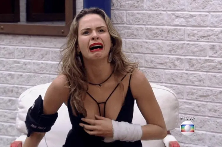 paredão falso Ana Paula Renault
