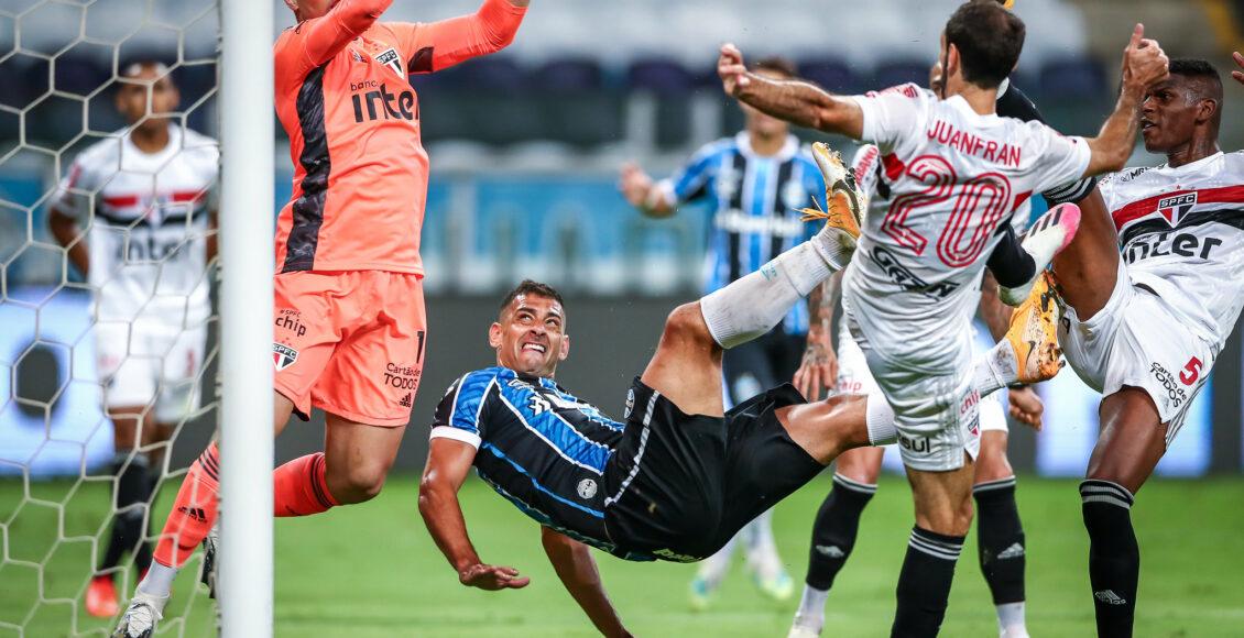 Lei do ex entra em ação, e Diegou Souza marca o único gol do confronto entre Grêmio e São Paulo