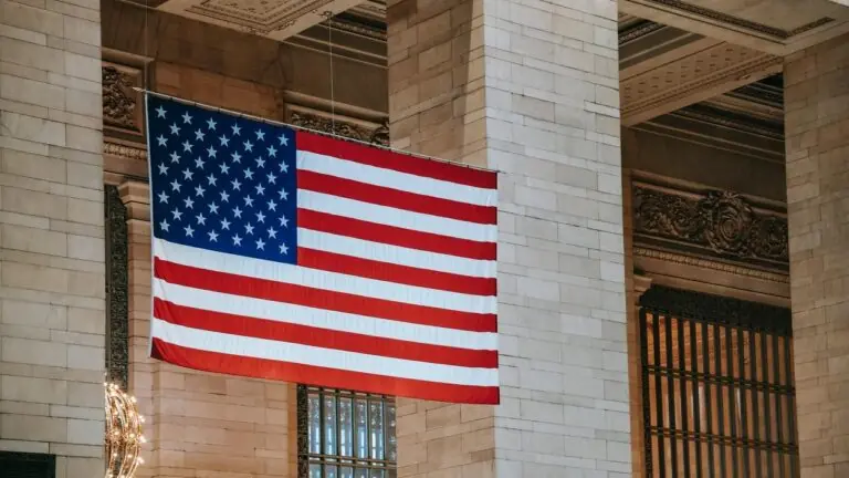 Ataque cibernético nos EUA: Departamento que gerencia armas nucleares é hackeado