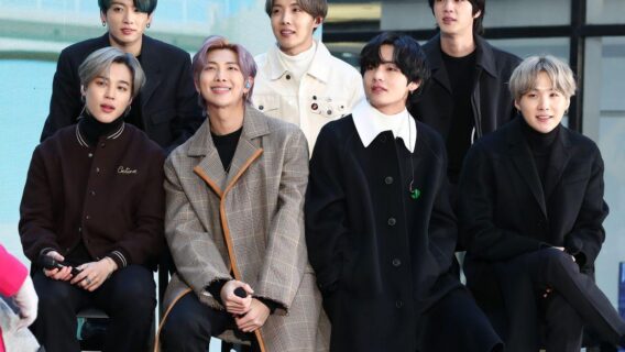 BTS adia o serviço militar após mudança na lei coreana