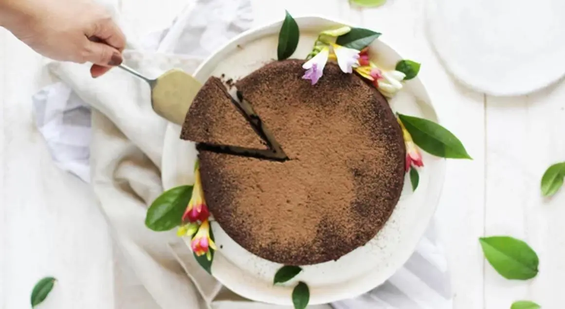 torta de cacau vegana 