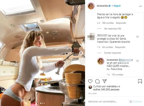 Na imagem um print em que Carolina Dickmann rebate internauta