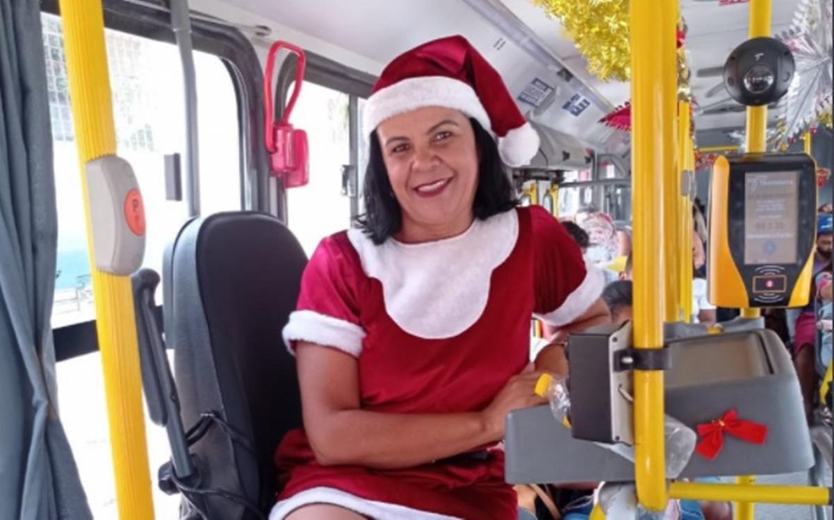 Ana Cristina Cobradora de Ônibus