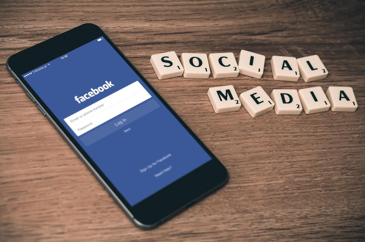 Confira três maneiras para baixar vídeos do Facebook em seus celulares ou computador