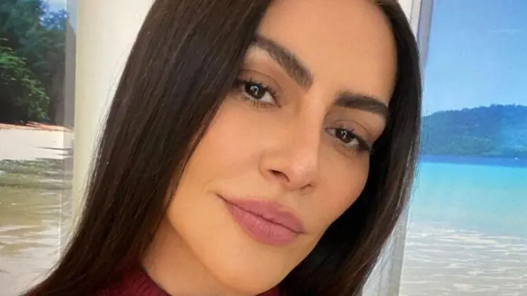 Cleo mostra nova tatuagem com referências aos orixás