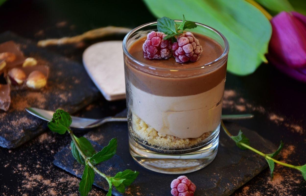 Imagem mostra taça com mousse