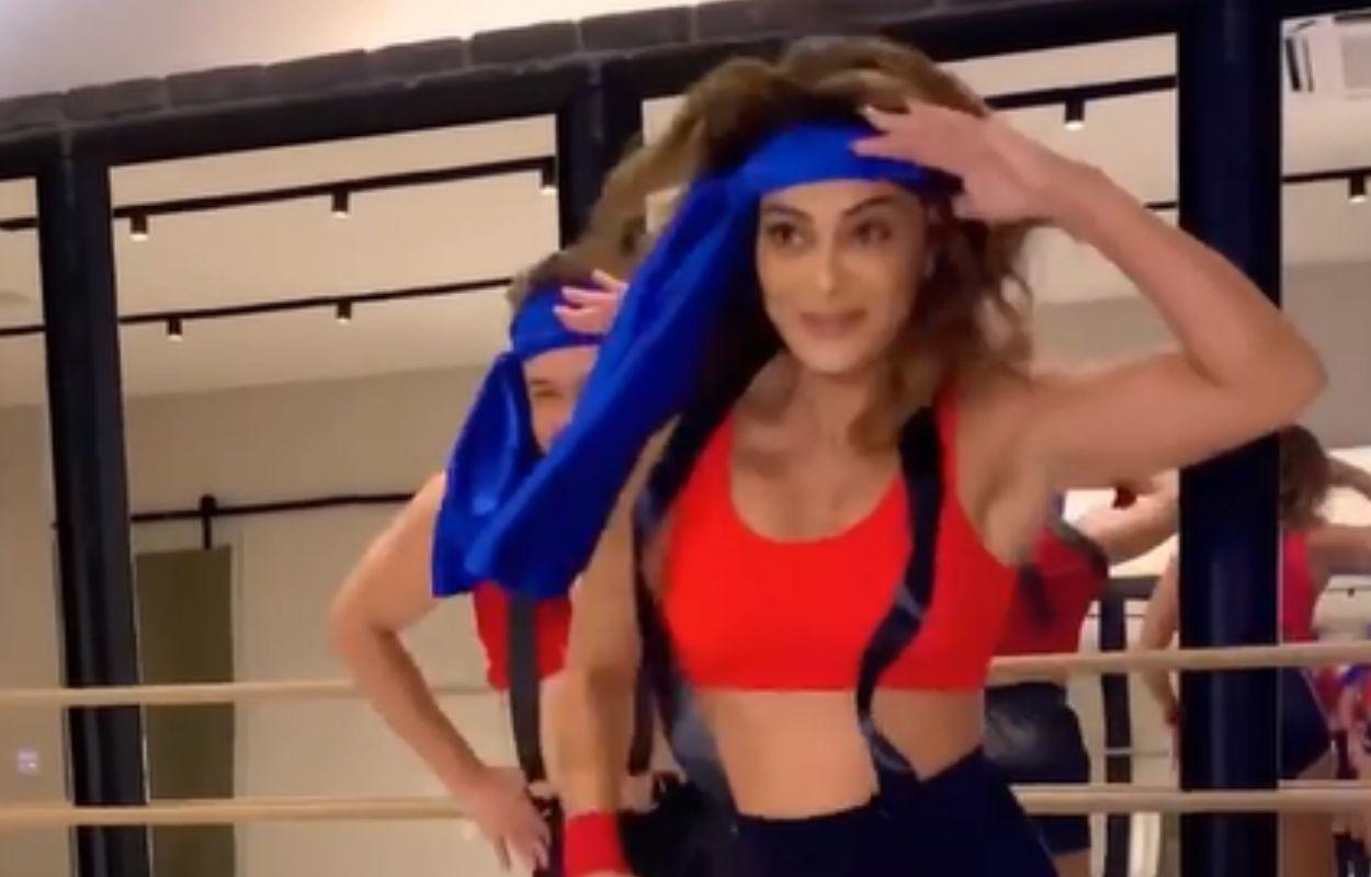 Imagem mostra Juliana Paes dançando música da Shakira