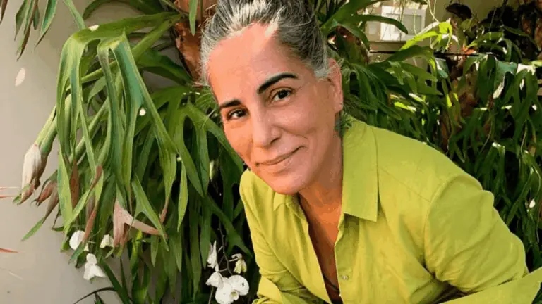 Famosas usam vinagre e desamareladores para manter cabelos brancos