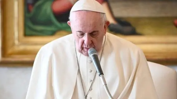 Papa Francisco deseja Natal menos consumista em meio à pandemia