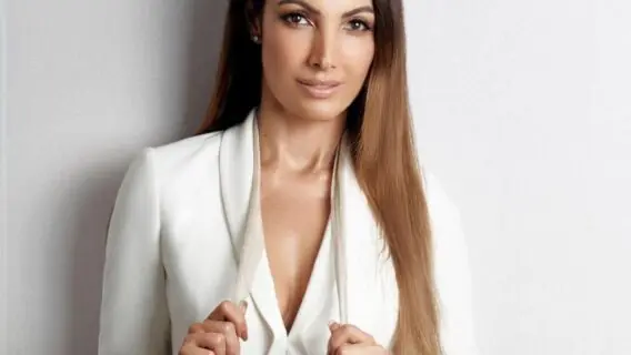 Branco nada básico: veja looks das famosas para Ano-Novo 2021