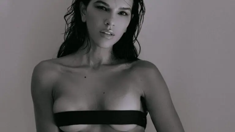 Retrospectiva: Famosas apostam em biquínis ‘diferentões’ em 2020