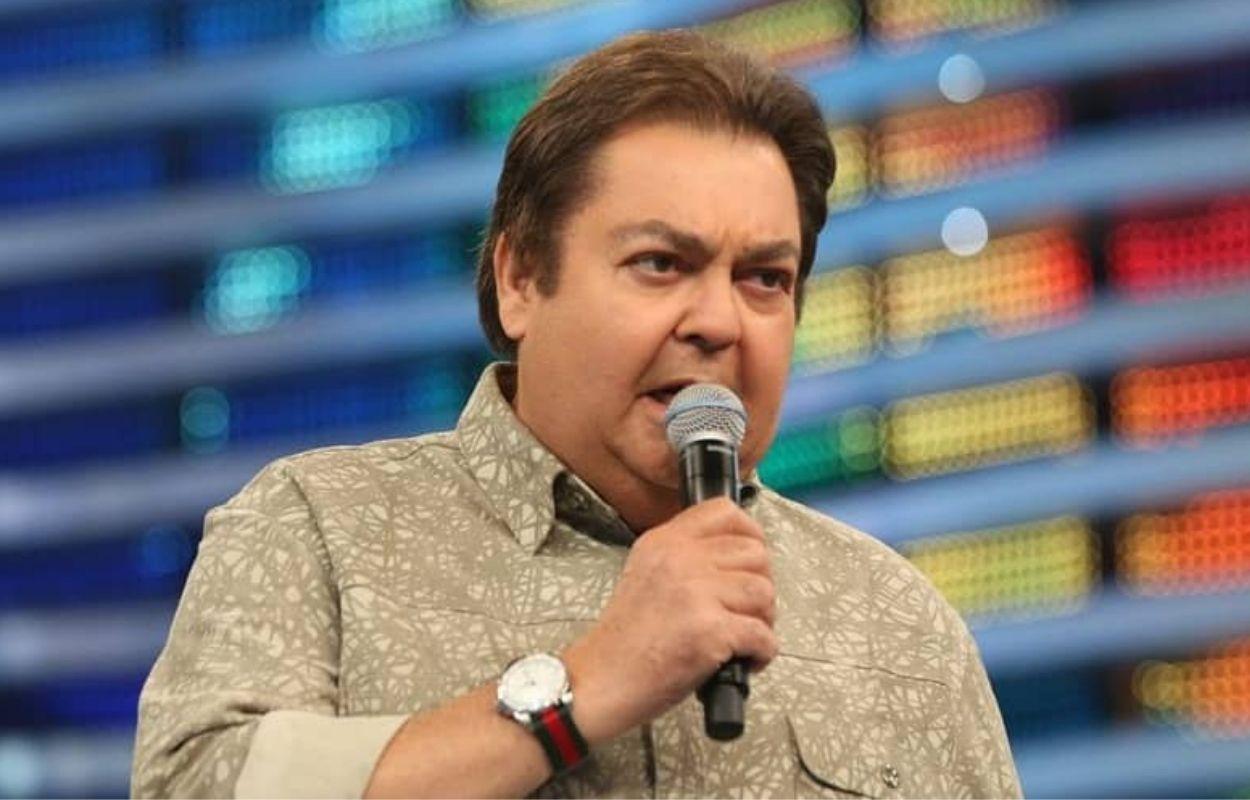 Imagem mostra rosto do Faustão