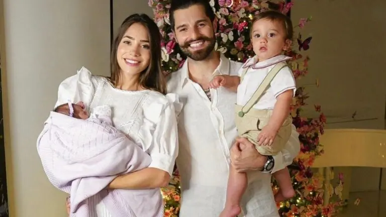 Filha de Alok e Romana Novais tem alta da UTI e passa Natal em casa