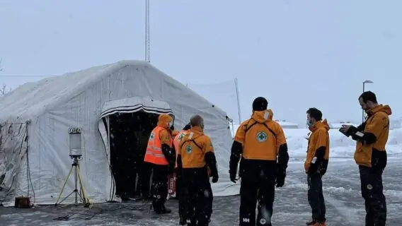 Deslizamento de terra na Noruega tem casas soterradas