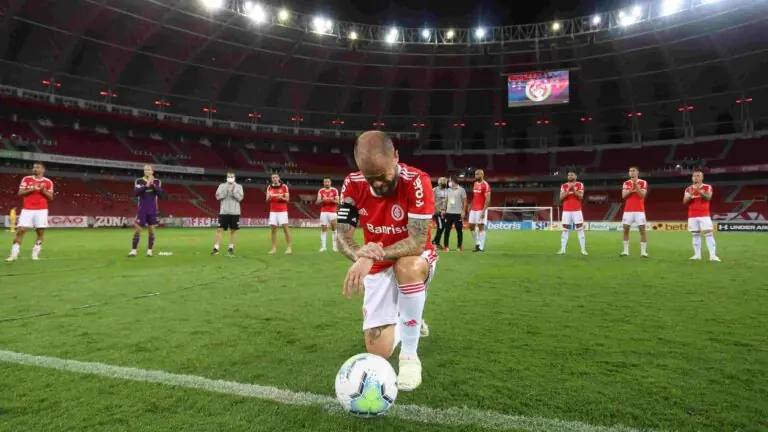 Inter vence por Palmeiras por 2 a 0, na despedida de D’Alessandro