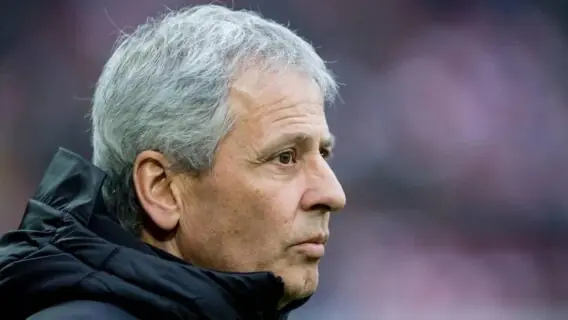Borussia Dortmund demite o técnico Lucien Favre após goleada