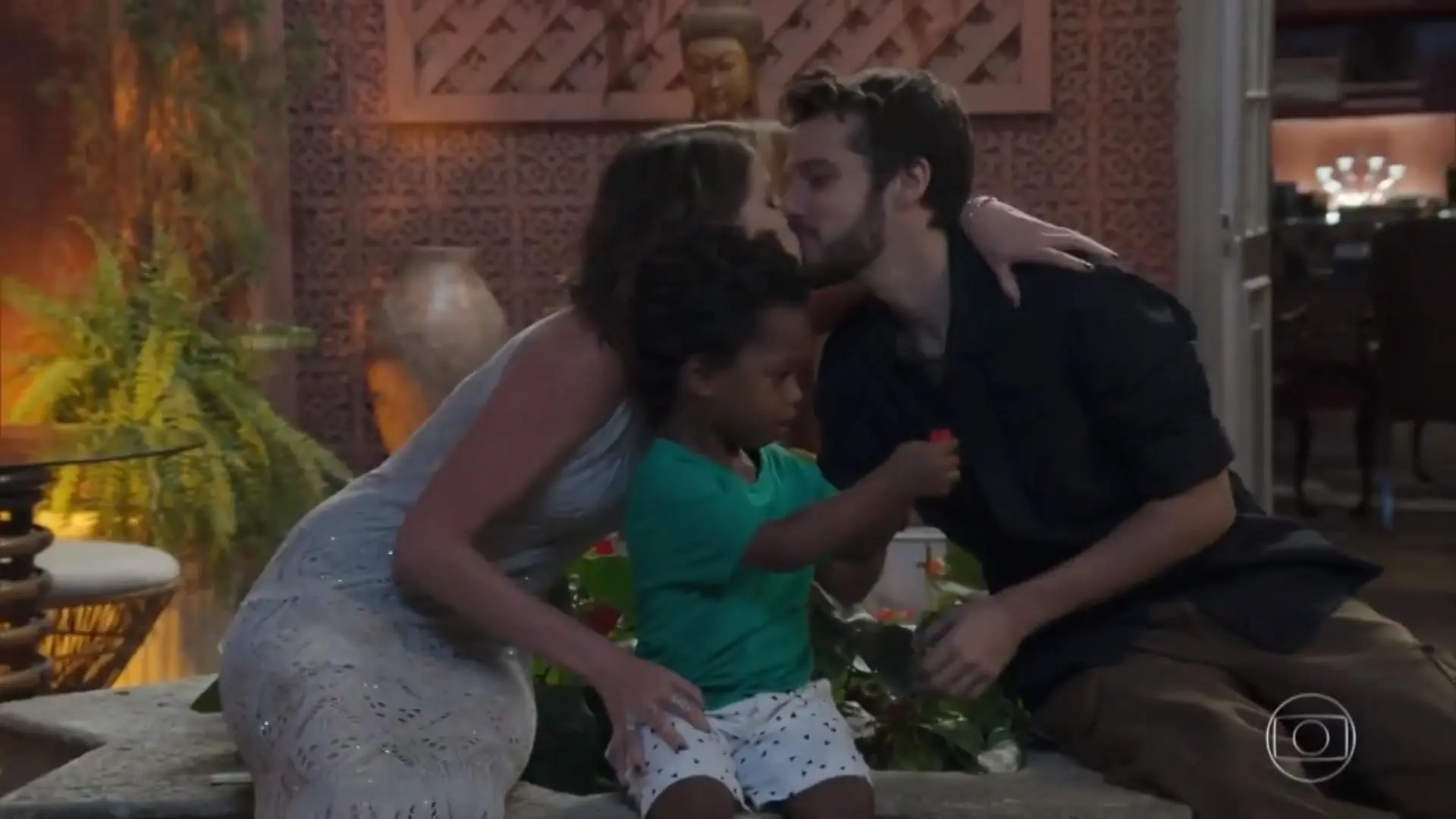 Camila (Agatha Moreira) e Giovanni (Jayme Matarazzo) 