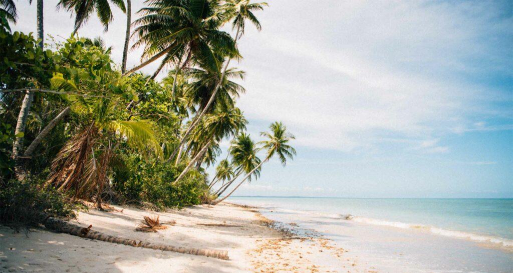 Veja as 11 ilhas paradisíacas que estão à venda no brasil