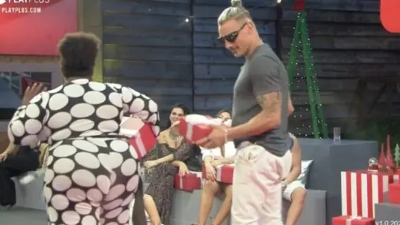 A Fazenda 2020: Jojo da corte em Juliano em amigo secreto: ‘sem abraço’