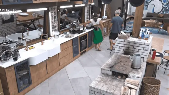 A Fazenda 12: Mateus exclui Jojo e quer final com Biel e Tays