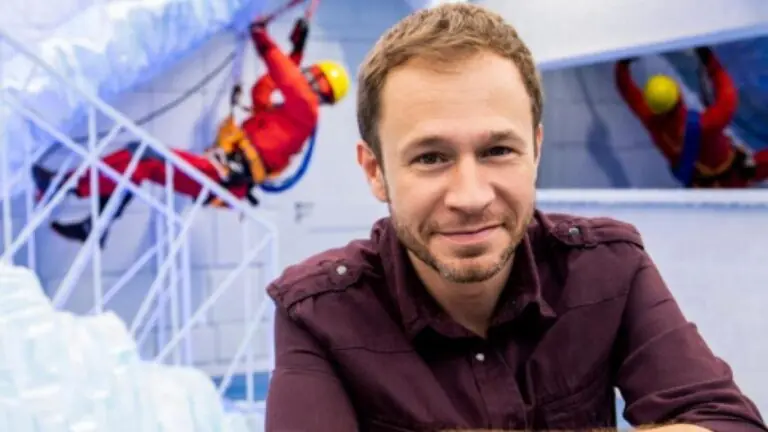 Tiago Leifert: conheça a trajetória do apresentador do BBB