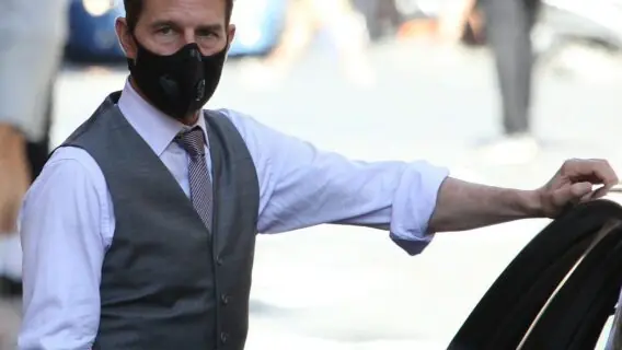 Tom Cruise dá bronca na equipe de Missão Impossível e áudio vaza