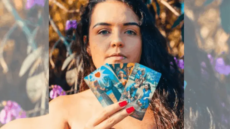 Ex-Oxford, Nayara Moura viraliza ao revelar que virou ‘Rainha do Tarô’