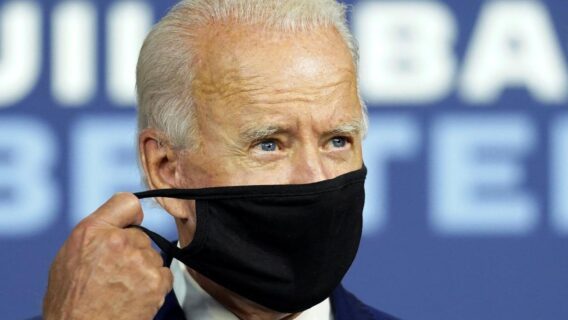 Biden diz que vacina de covid-19 não será obrigatória nos EUA